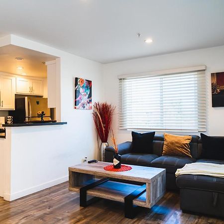 לוס אנג'לס Modern Remodeled 1-Bedroom Close To Hollywood Walk Of Fame With Parking מראה חיצוני תמונה